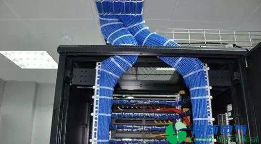 B级标准弱电机房工程电力专用UPS建设方案是怎么样的呢?